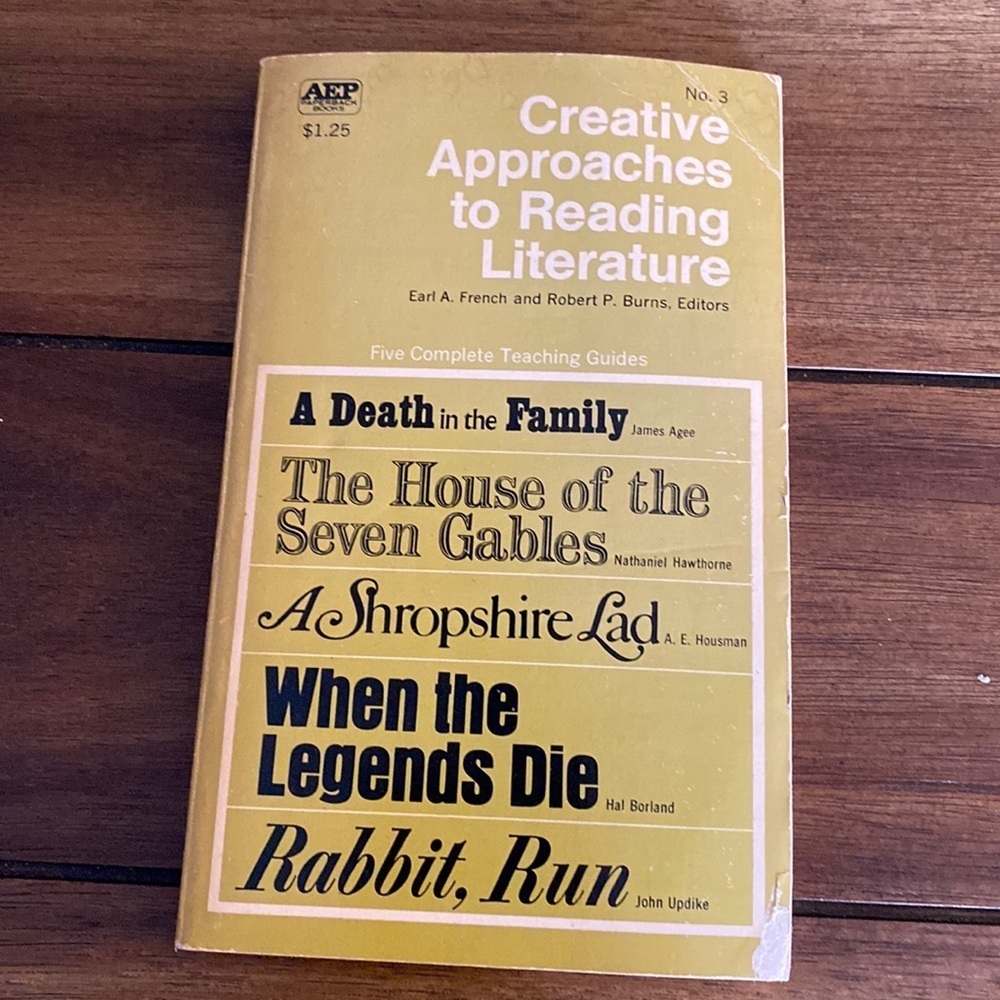 Creative Approaches to Reading Literature vintage book